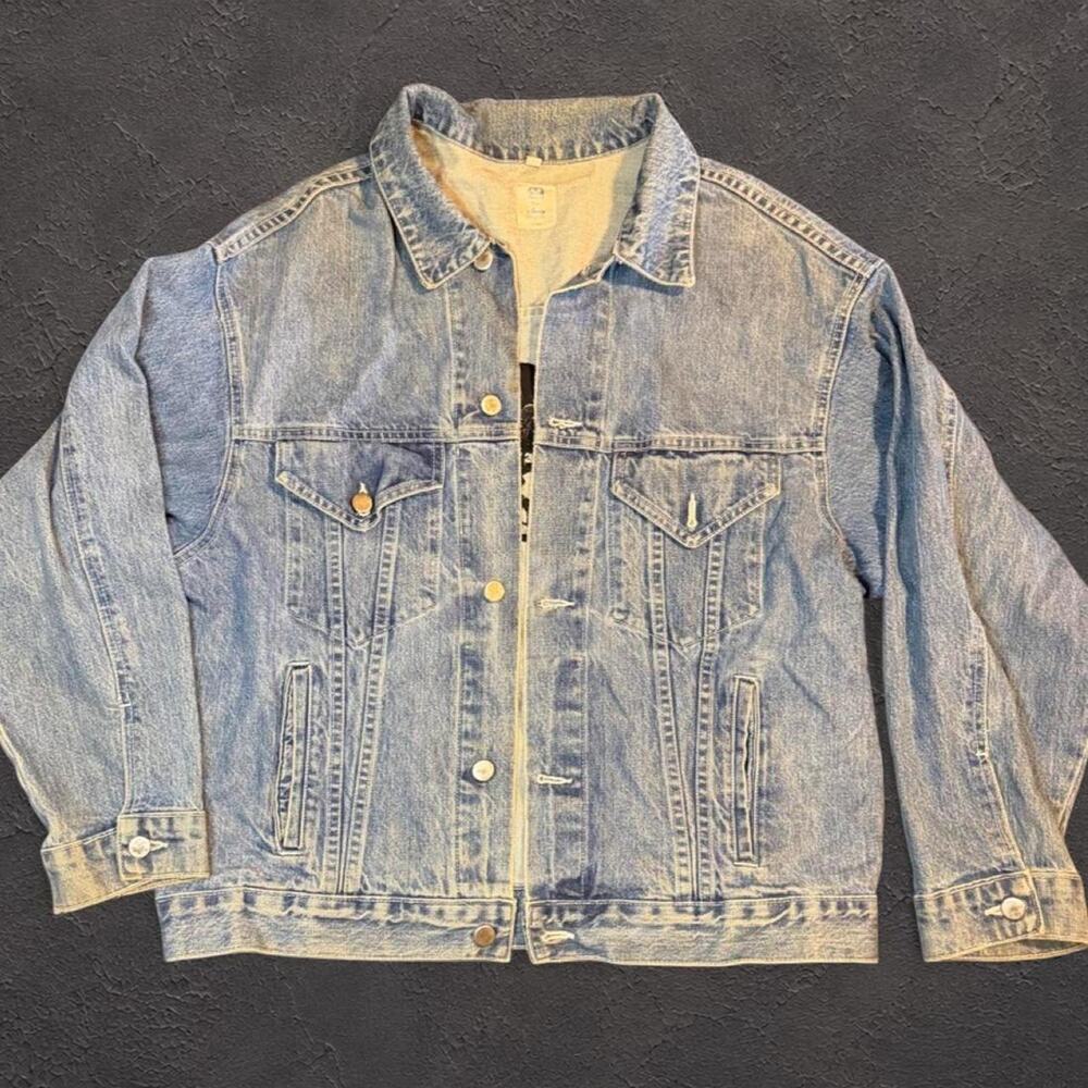 Vintage disney channel mickey mouse denim jean jacket